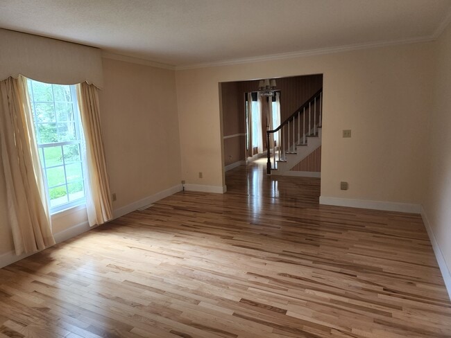 Photo - 6211 Country Club Rd Unidad A