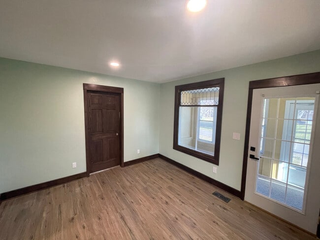 Photo - 422 Michigan Ave