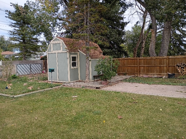 Photo - 1982 Newton Dr