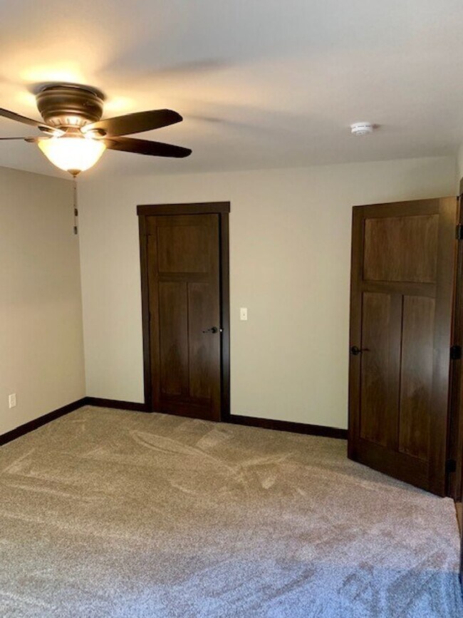 Photo - 122-124 Hickory Lane Unit 122