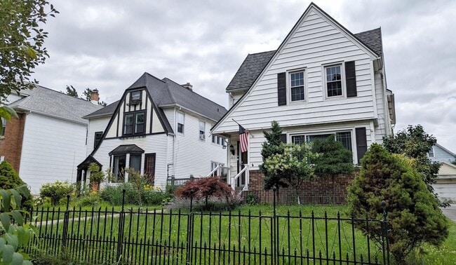 Photo - 81 Knox Ave Unit Upper