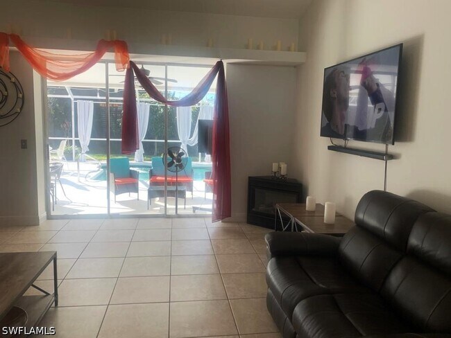 1499 Vintage Ln