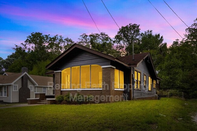 Building Photo - 8215 Rugby Ave Rental