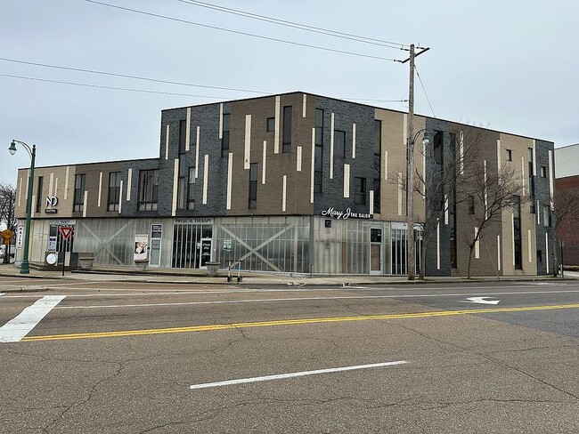 Photo - 440 N Front St Unit 204