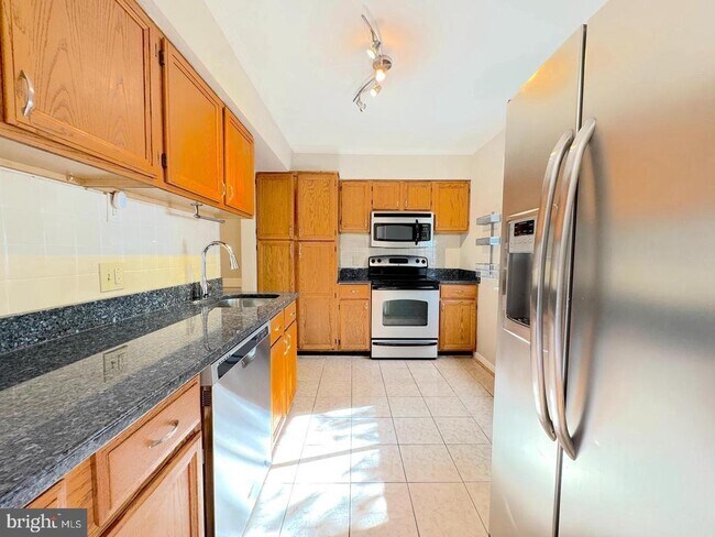 Photo - 2334 Antiqua Ct