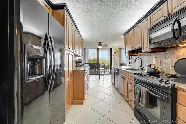 Photo - 4200 N Ocean Dr Unit 2-306