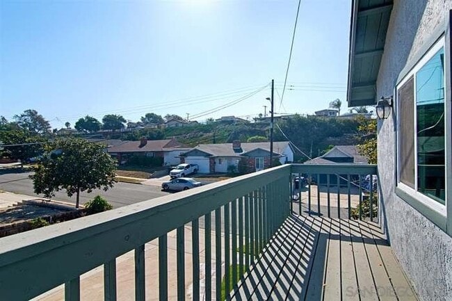 Photo - 375 East Moss Street