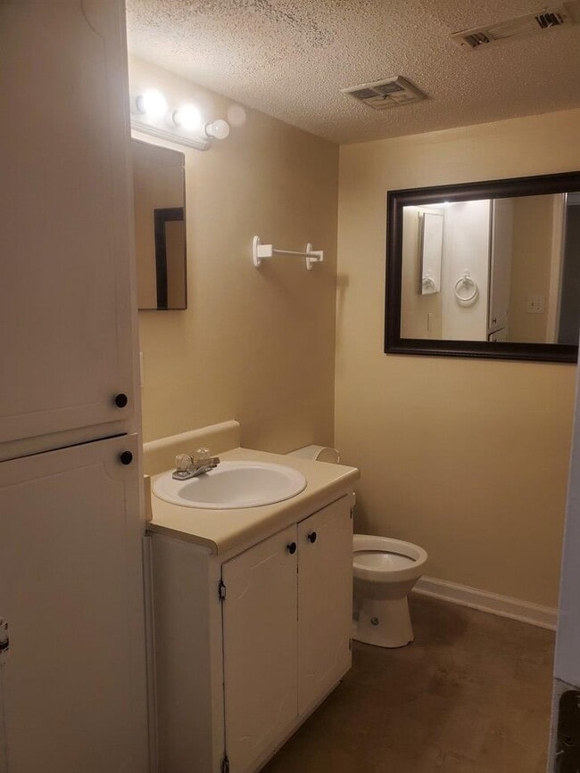 Photo - 1410 Hephzibah - McBean Rd