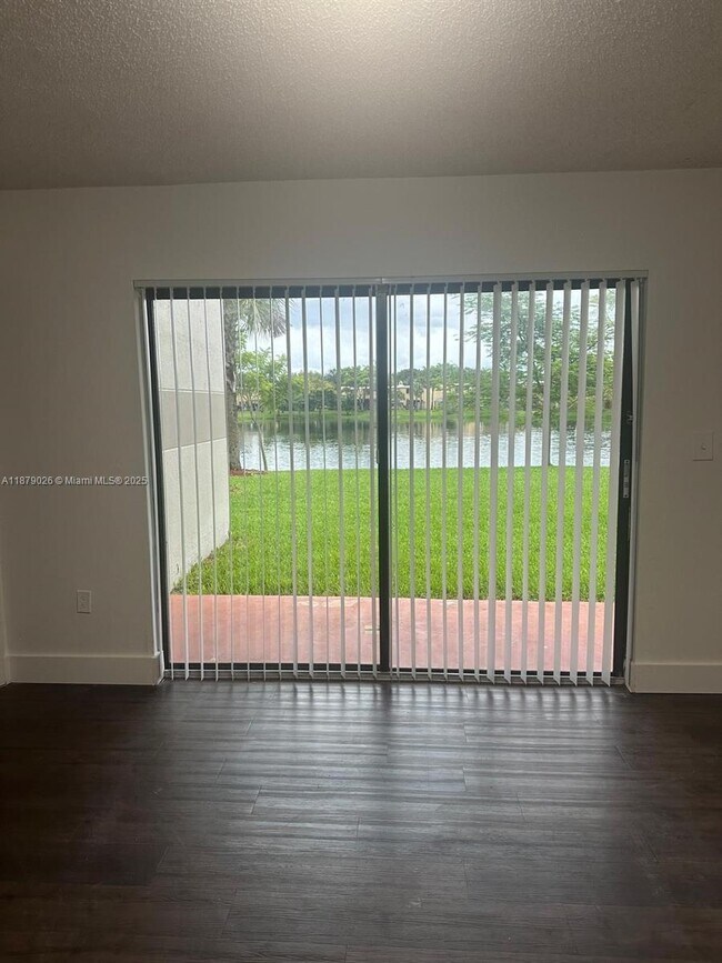Photo - 9777 Nob Hill Ct Unit 9777