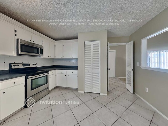 Photo - 11830 Hickorynut Dr