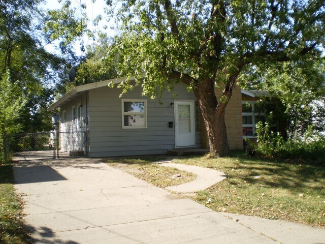 Photo - 3 bedroom home on the east side of Rockford