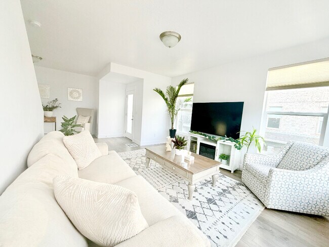 Photo - 1792 W Torlundy Dr