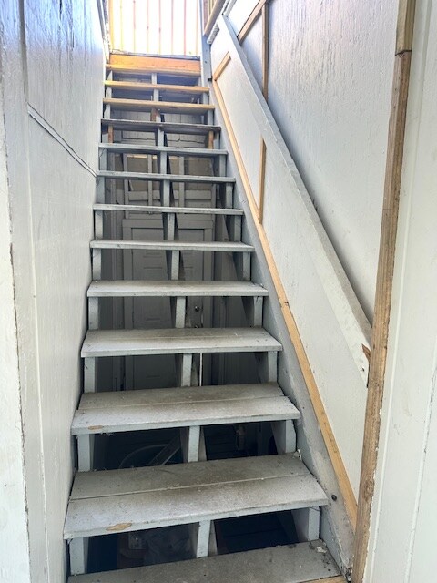 Photo - 1107 Montauk Ave Unit B Second Floor