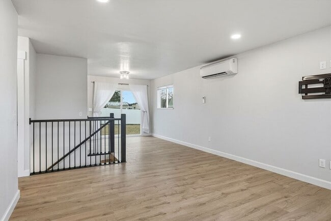 Photo - 3440 N Huetter Rd