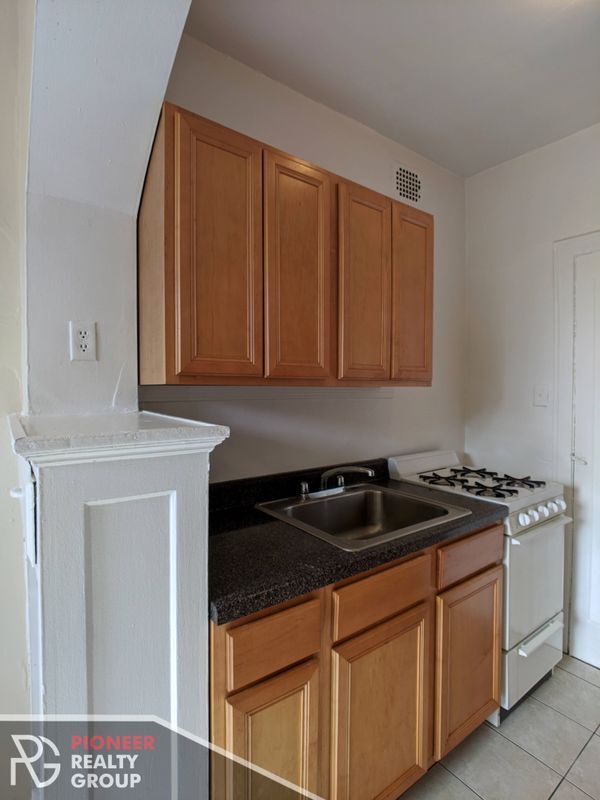 Photo - 4829 N Damen Ave Unidad 4829-201