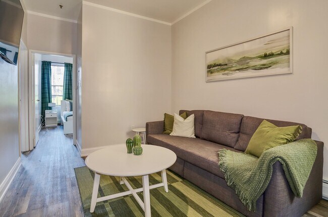 Photo - 208 48th St Unidad 25