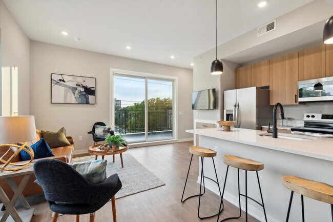 Photo - Station Square