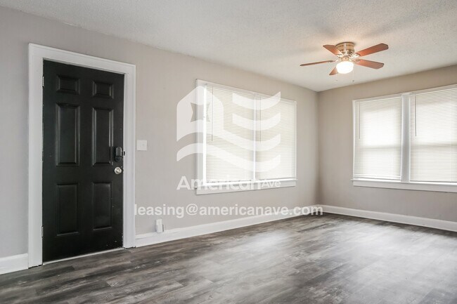 Photo - 4432 Flora Ave