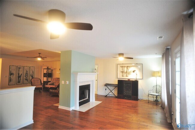 Photo - 139 Timberlake Dr