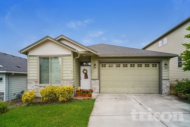 Building Photo - 5017 NE 29th Ave