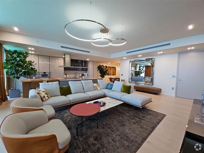 Building Photo - 15701 Collins Ave Unit 4402 Rental