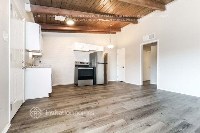 Photo - 6532 N 59th Dr