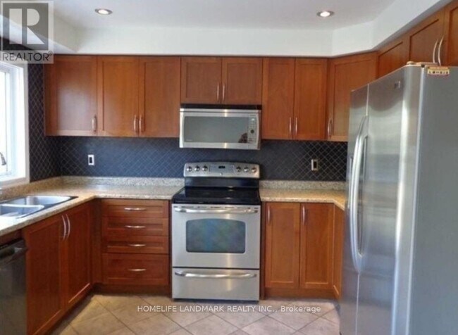 Photo - 19 Wetmeadow Dr