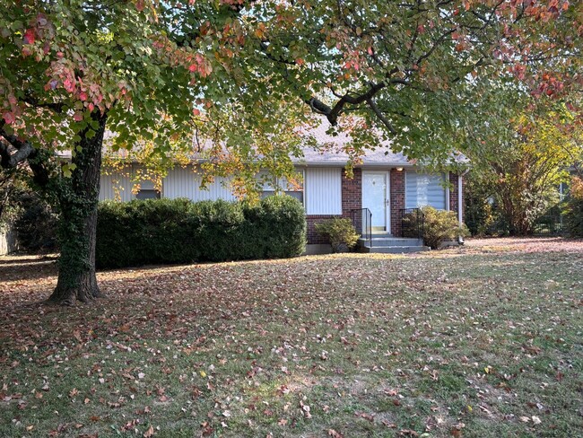 Wonderful Donelson Home! - Wonderful Donelson Home!