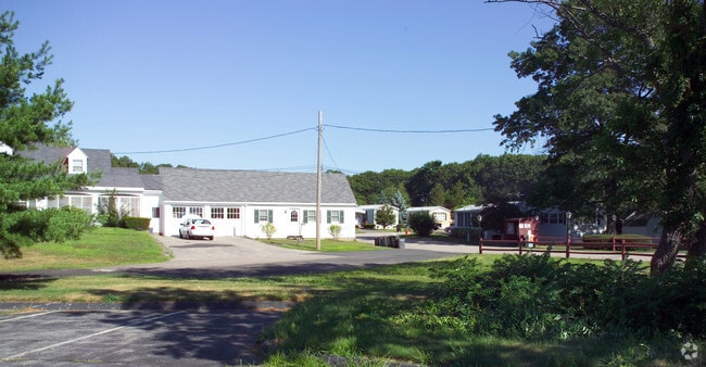 Killarney Estates - Killarney Estates Apartments