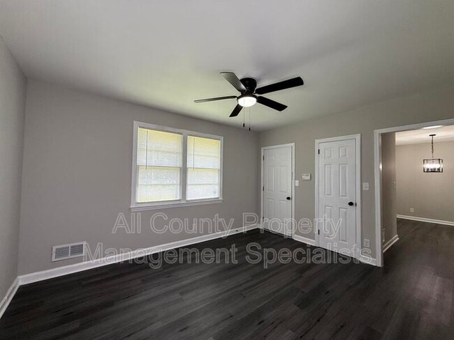 Photo - 1013 Pinelane Rd