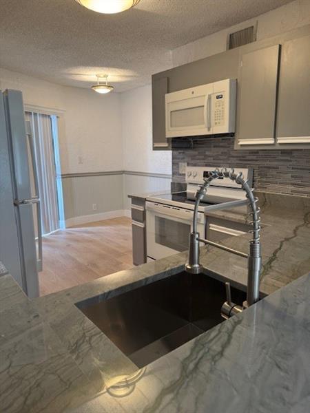 Photo - 9816 Nob Hill Ct Condo Unit 9816