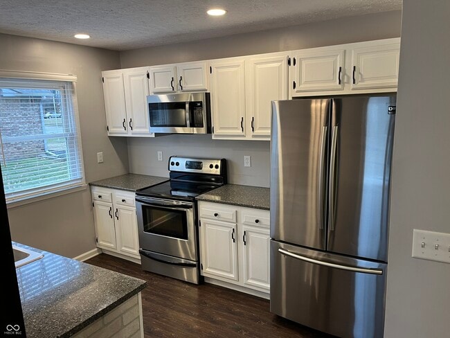 Photo - 627 San Carlos Dr