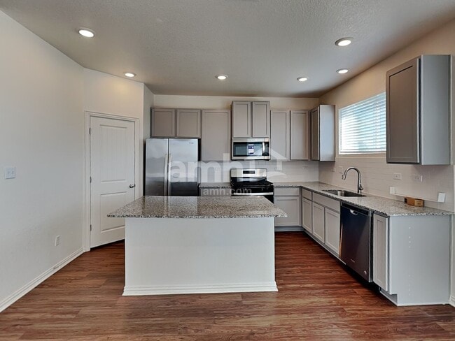 Photo - 2722 Lillybrook Ln