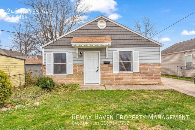 243 Hayes Ave, Elyria- Spacious 3 bedroom... - 243 Hayes Ave,  Elyria- Spacious 3 bedroom... House