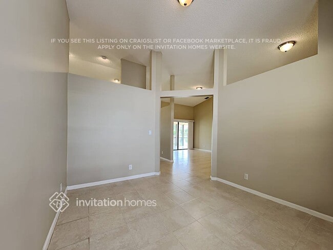 Photo - 102 Royal Ct