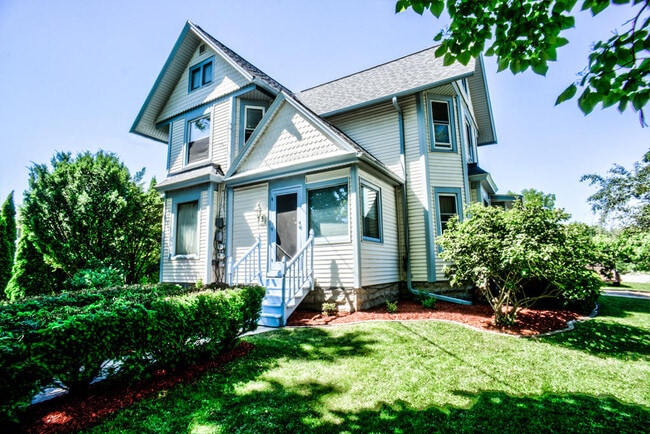 Photo - N64W24170 Main St