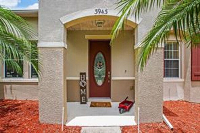 Photo - 3 Bedroom 2 Bath with a flex space in Stevens Plantation