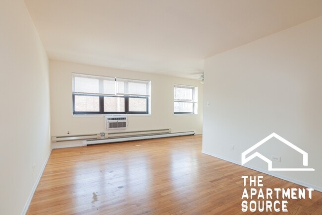 Photo - 660 W Wrightwood Ave Unit 217