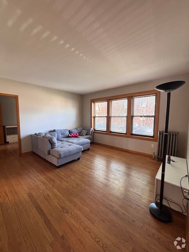 Building Photo - 2421 W Hollywood Ave Unit 1 Rental