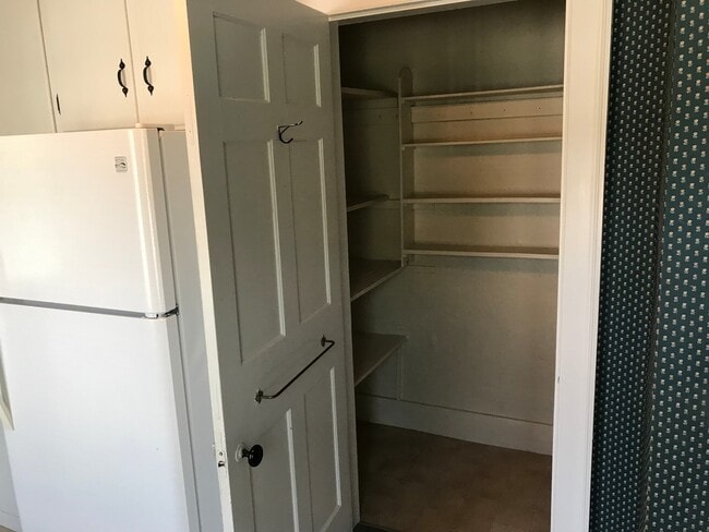 Photo - 44 School St Unidad F