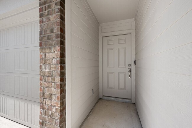 Photo - Brand New 3bed/2bath Home Available for Lease!