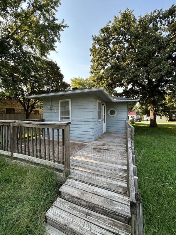 Photo - 709 Market St