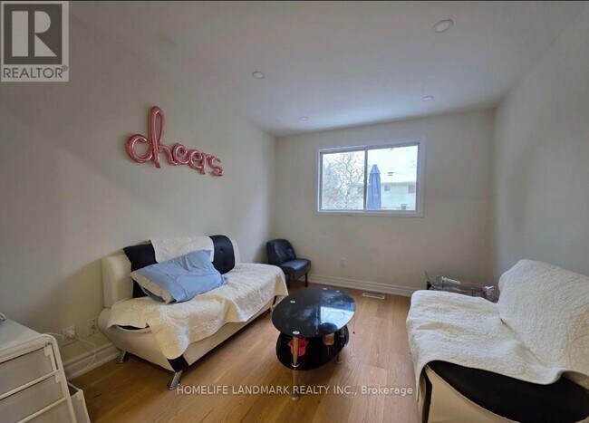 Photo - 16 Redcastle Crescent