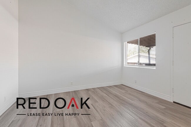 Photo - 1542 N Orizaba Ave Unit 6
