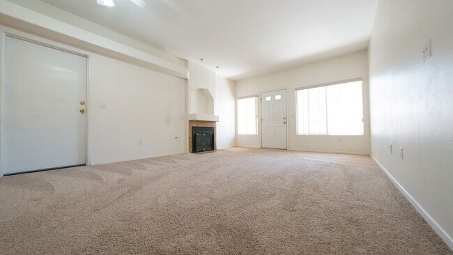 Photo - 2 Bedroom 2 Bath Condo with 1 Car Garage