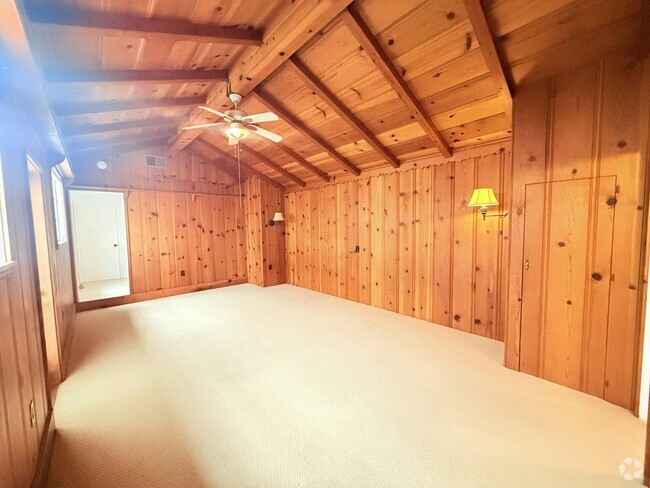 Building Photo - 619 W Cypress Ave Rental