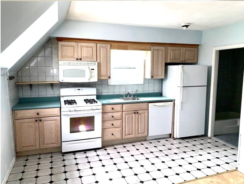Photo - 172 Pleasant St