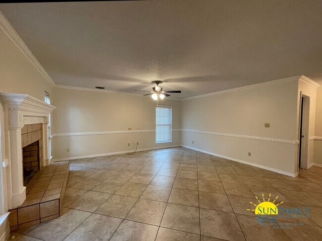 Photo - 3 Bedroom Home in Shalimar!