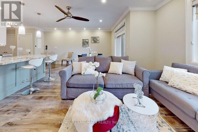 Photo - 208 Bold St Unit 201