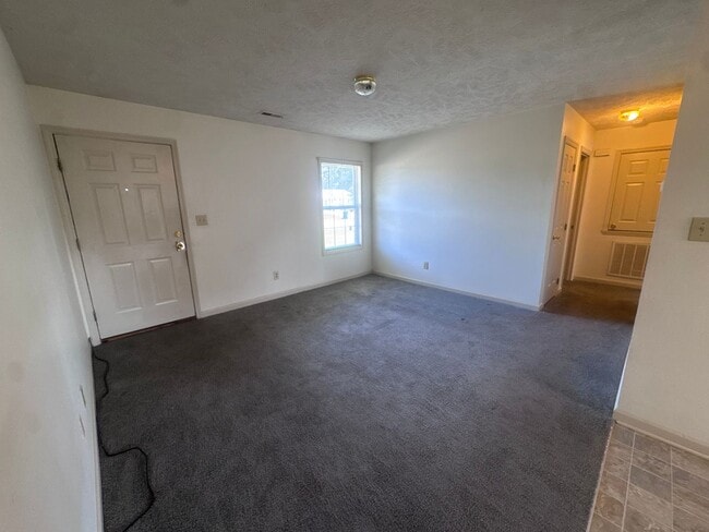Photo - 143 Centipede Ln
